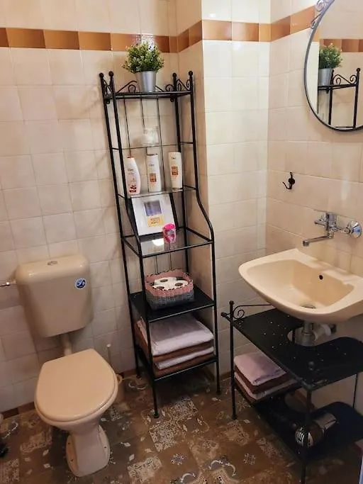 아파트 Plovdiv Top Center 2 Bdrm Apartment, 5Min From Central Square & Garden, Free Parking